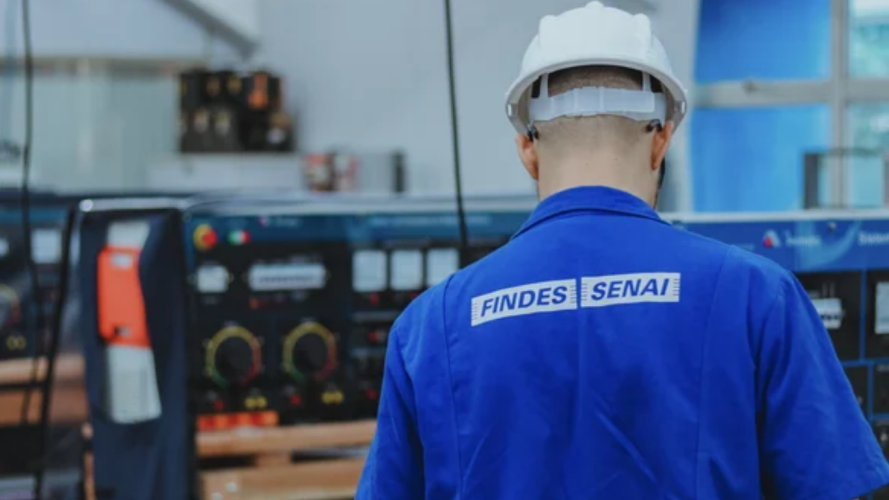 Ano de 2026 vai começar com mais de 5 mil vagas em cursos gratuitos no ES