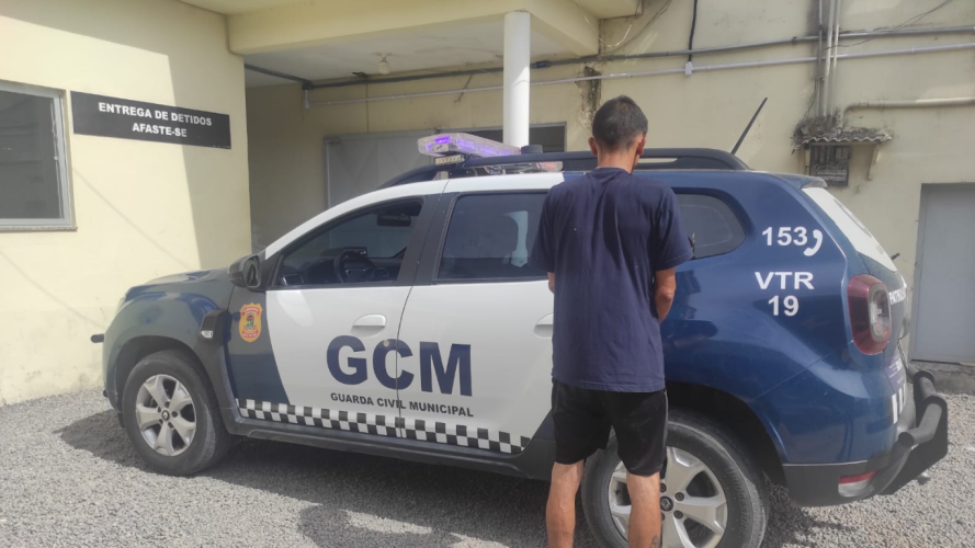 Foragido da Justiça por roubo é preso em Linhares