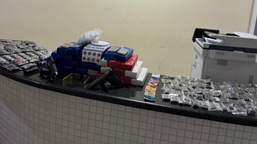  Força Tática evita homicídio e apreende grande quantidade de drogas em Linhares 