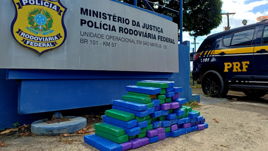 PRF apreende cerca de 100 kg de maconha na rodovia BR 381 em São Mateus
